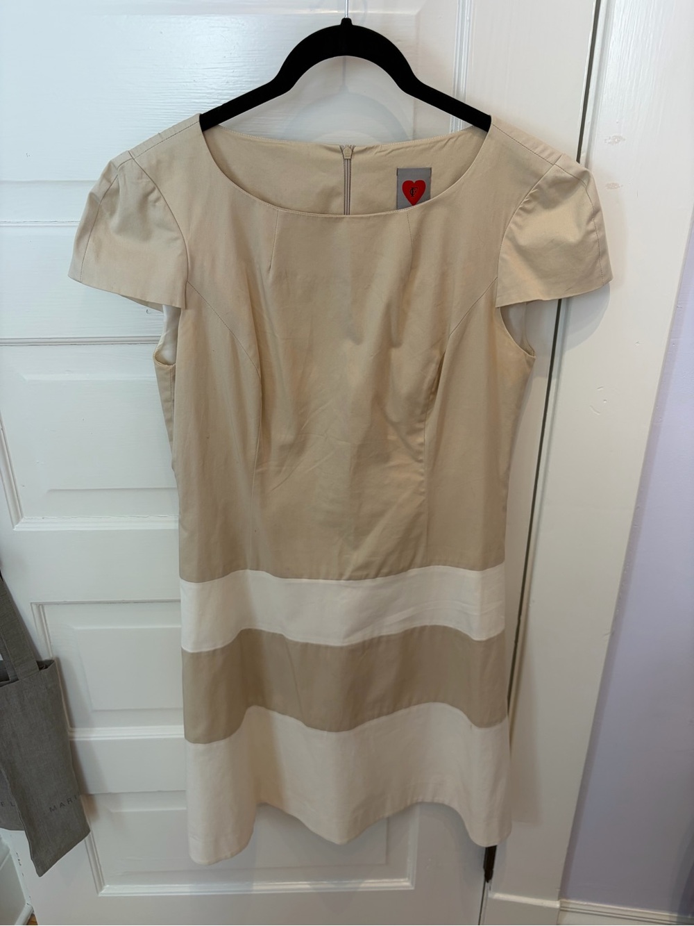 Neutral Beige & Cream Colorblock Cap-Sleeve Midi Dress